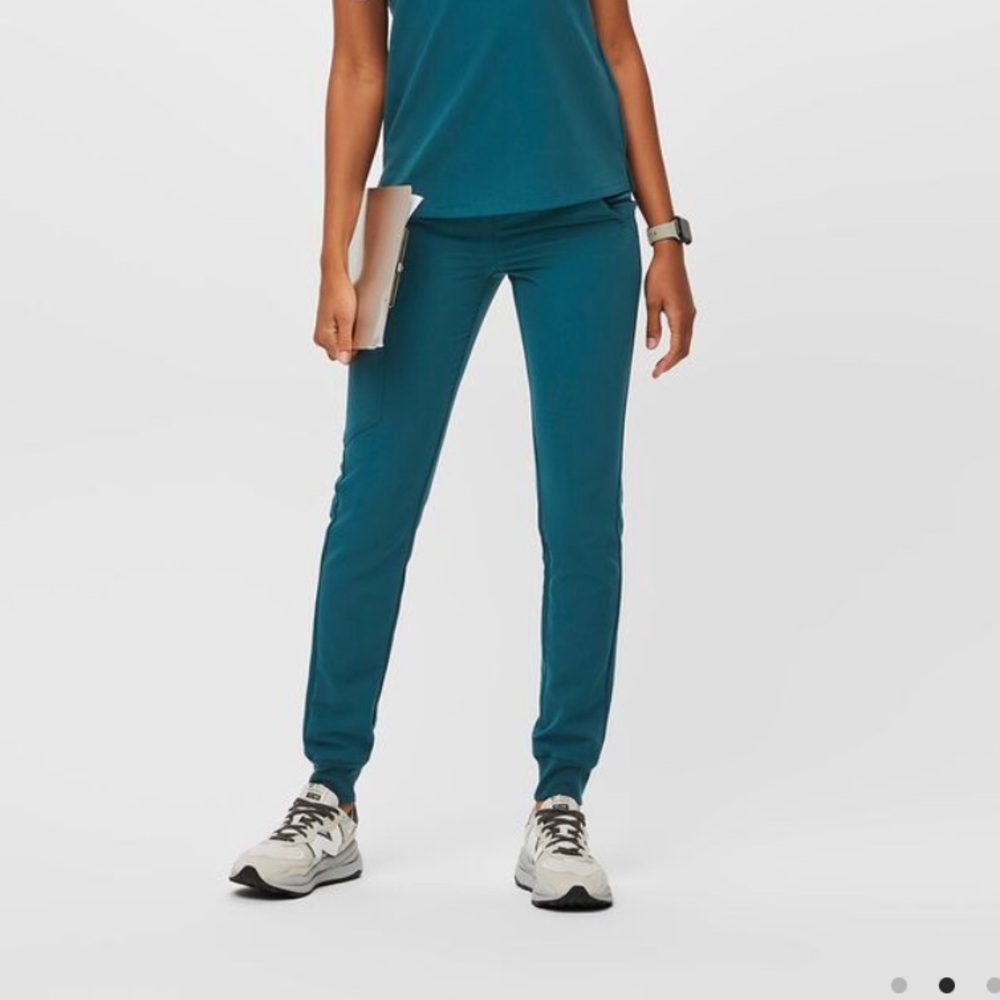 FIGS Womens Caribbean Blue Zamora- Jogger Scrub Pants- XS/ Petite